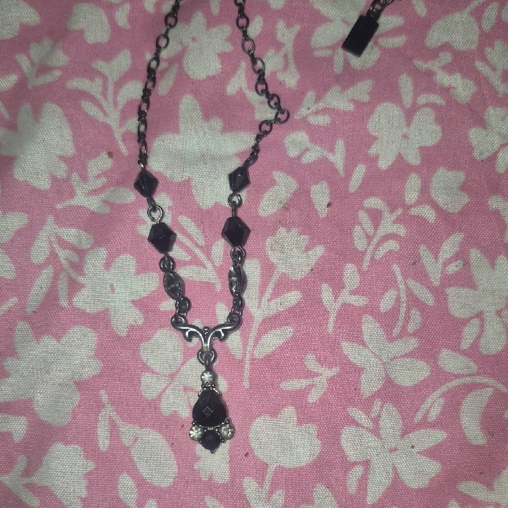 Elegant Black Pendant Necklace